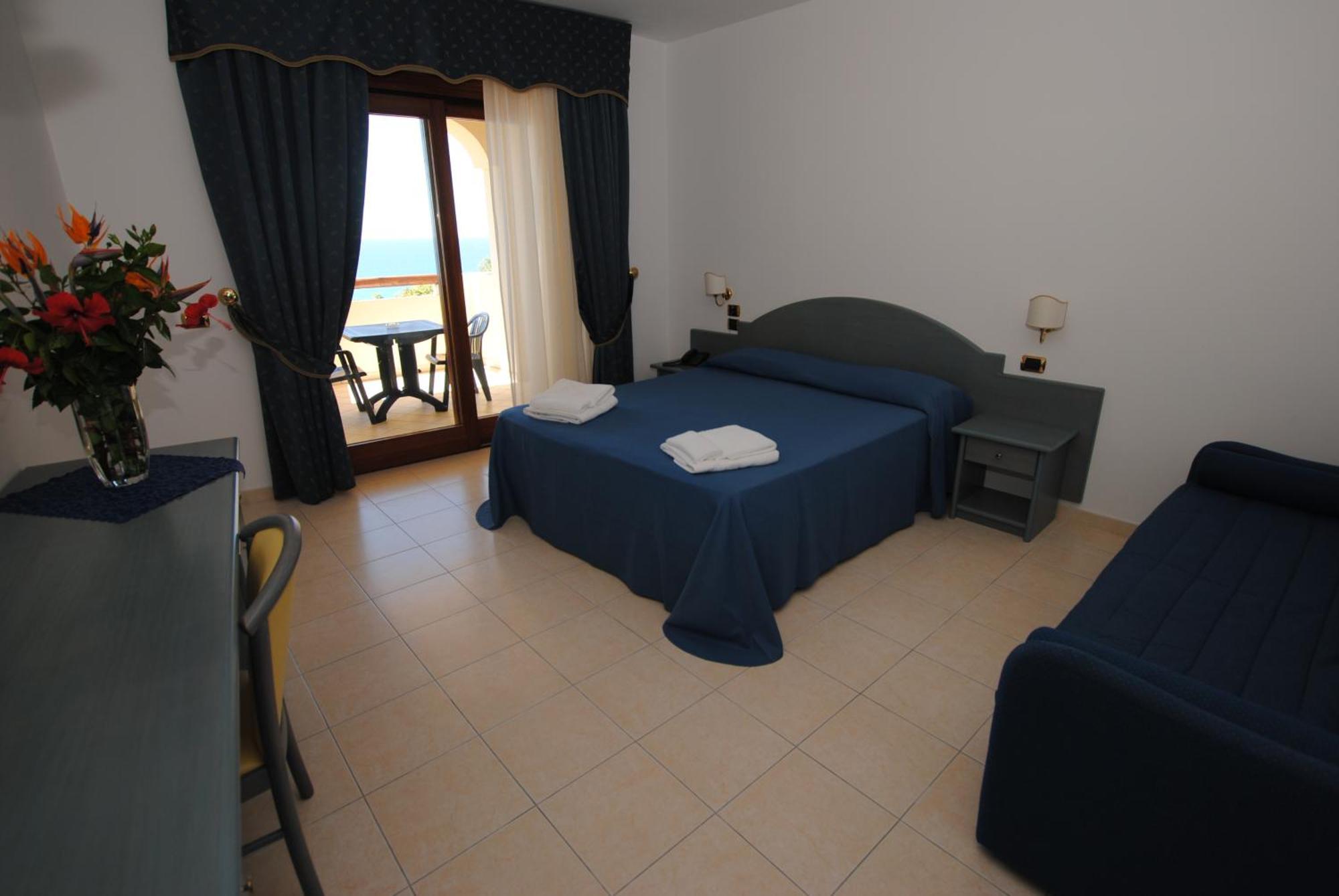 Hotel Scoglio Del Leone Zambrone Zewnętrze zdjęcie